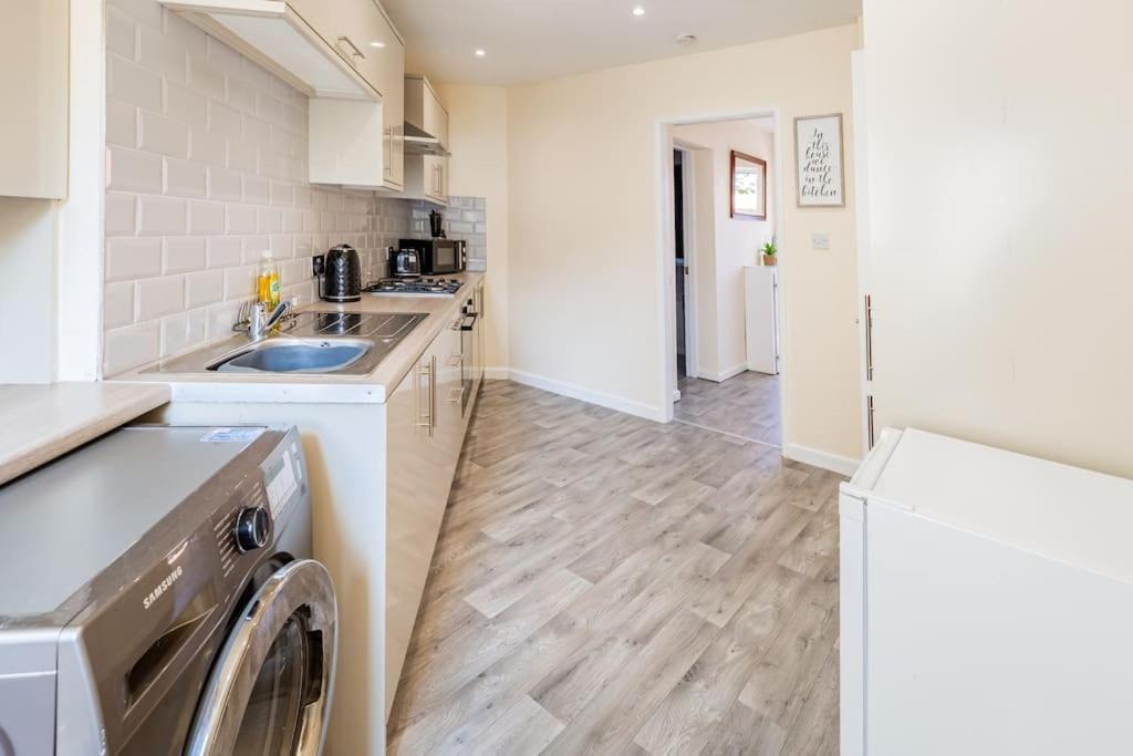 The Hideaway Villa Cleveleys Exteriör bild